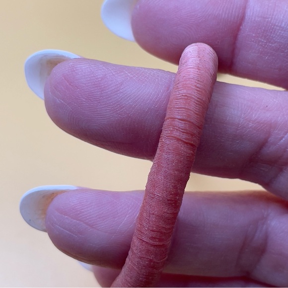 1970s Ghana Krobo Pink Vinyl Heishi Boho Choker w/ Antique Striped Trade Bead 💖 - Picture 12 of 12